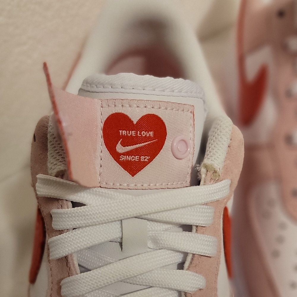 Nike Air Force 1 '07' -LOVE LETTER- Size:10.5 - Picture 5 of 15